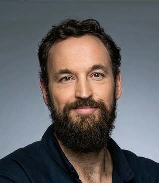 Mick Noya